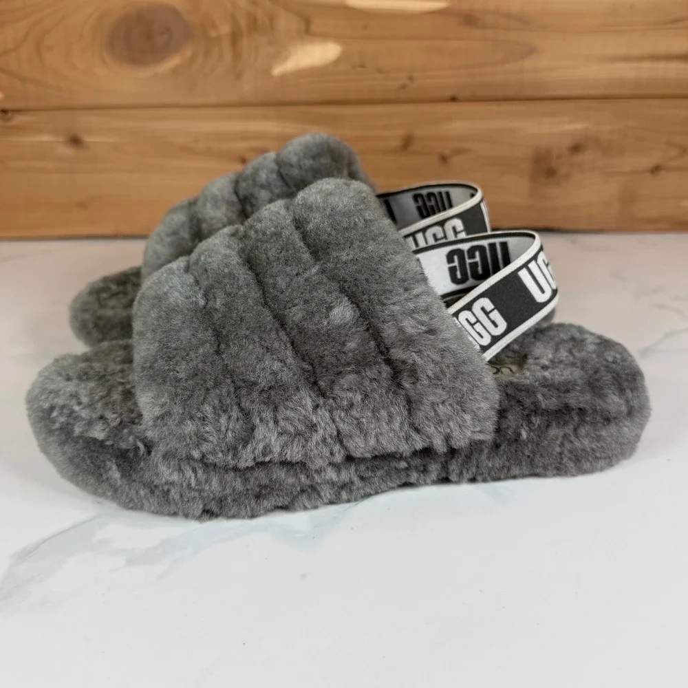 UGG Fluff Yeah Slide Charcoal Grey Kids Sheepskin Sandals Girl 2 Cozy Winter